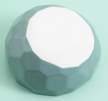 Diamond Cat Bowl with Slanted Design and Elevated Base
