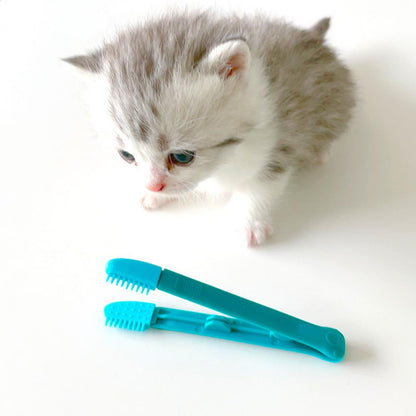 Eco-Friendly Cat Eye Wipe and Tear Stain Brush