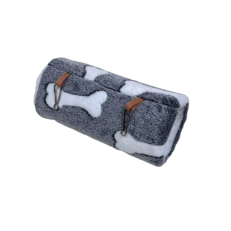 Cozy Winter Tunnel Bed for Small Pets and Hamsters