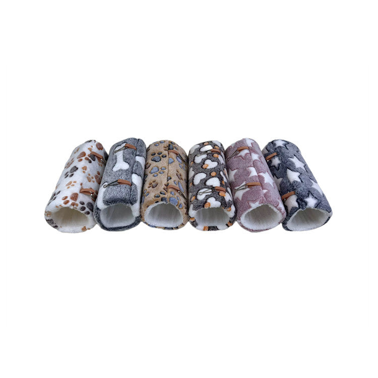 Cozy Winter Tunnel Bed for Small Pets and Hamsters