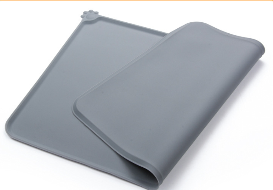 Silicone Pet Feeding Mat - Waterproof and Non-Slip